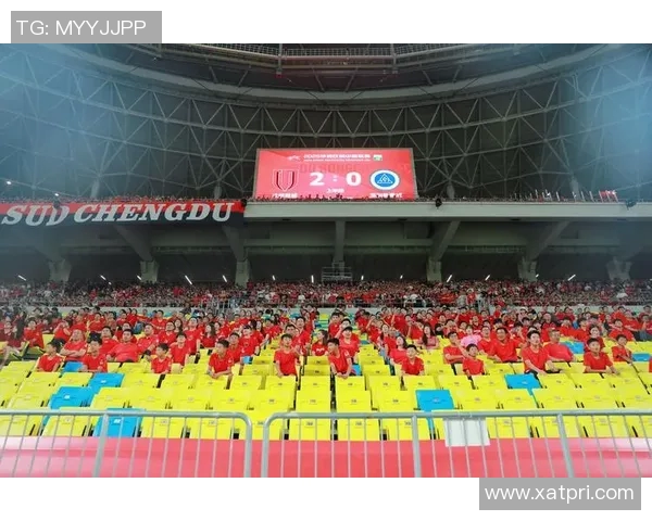 足球球星声音激荡绿茵场点燃球迷无限热情